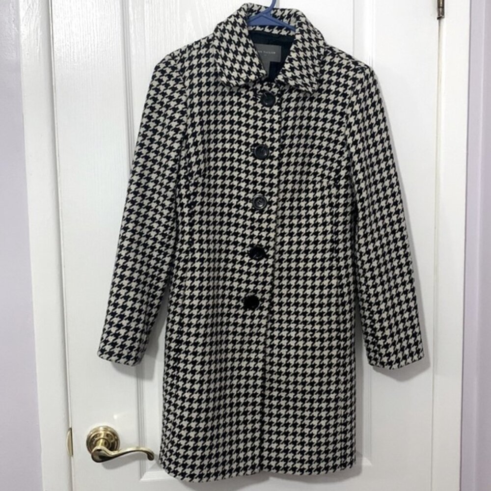 ANN TAYLOR Black and White Houndstooth Coat